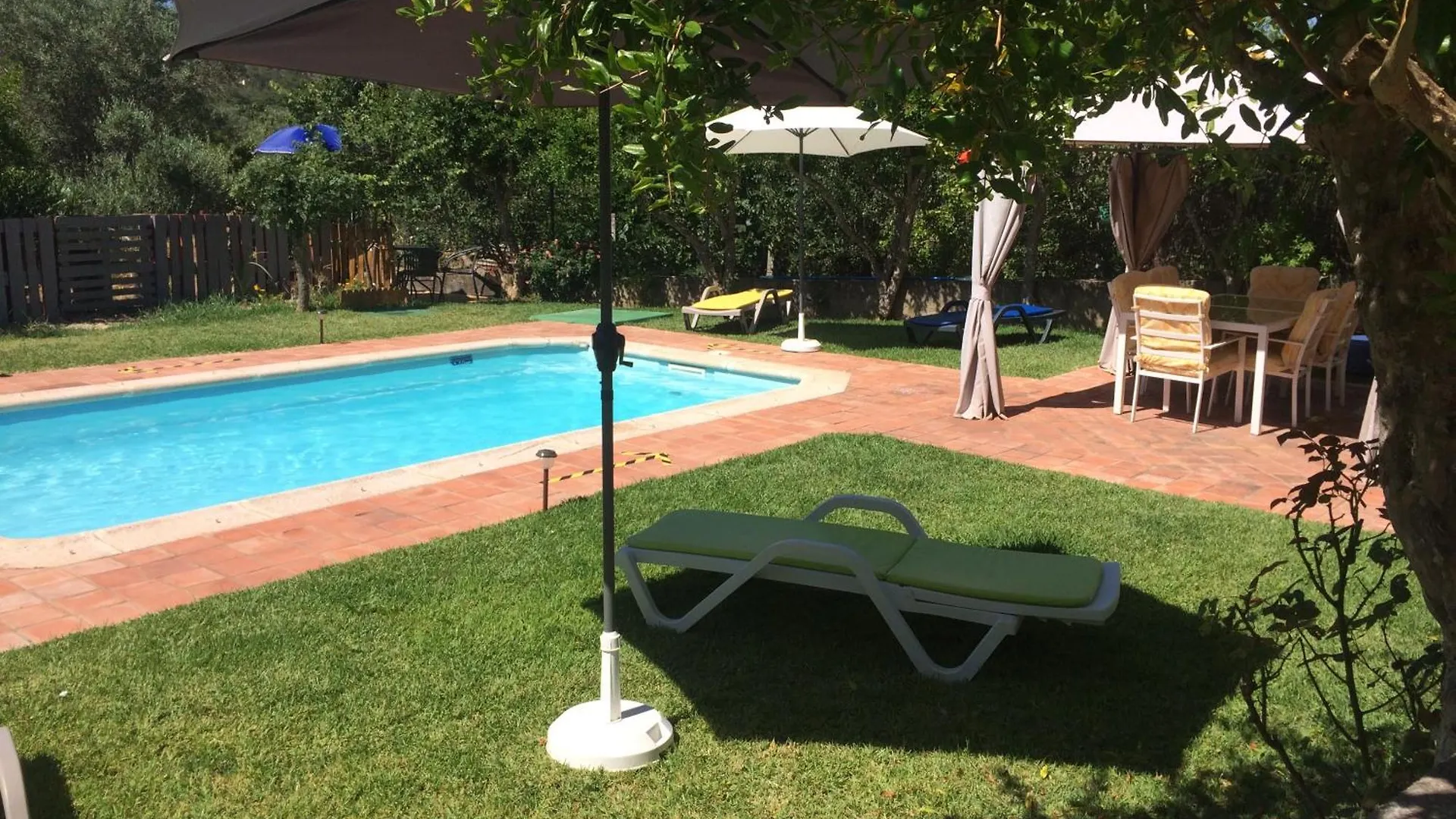 Guest house Cerro Da Janela Hostel Alte